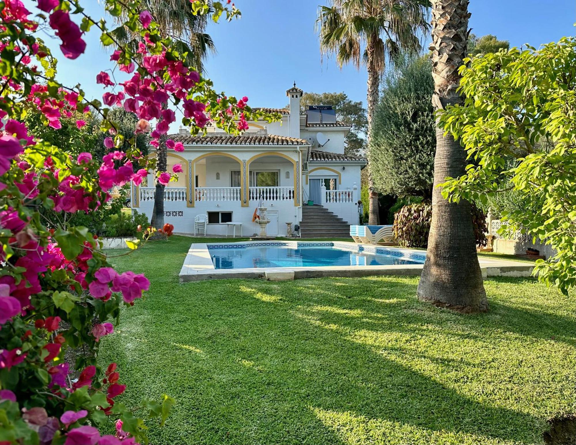 Villa Dolce Vita Benalmádena Exteriör bild